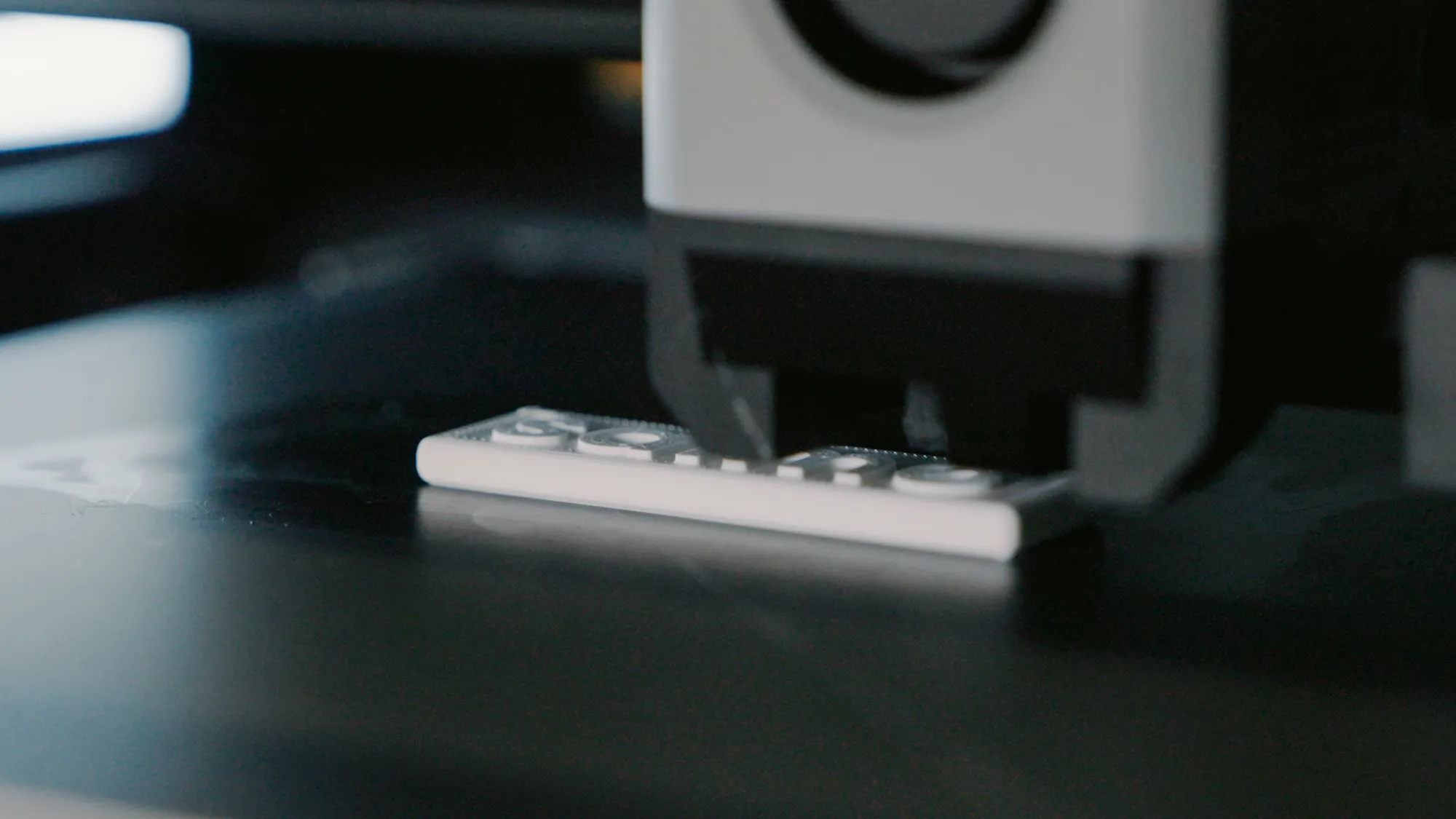 An FDM print head laying down a prototype part in the Spike TM studio